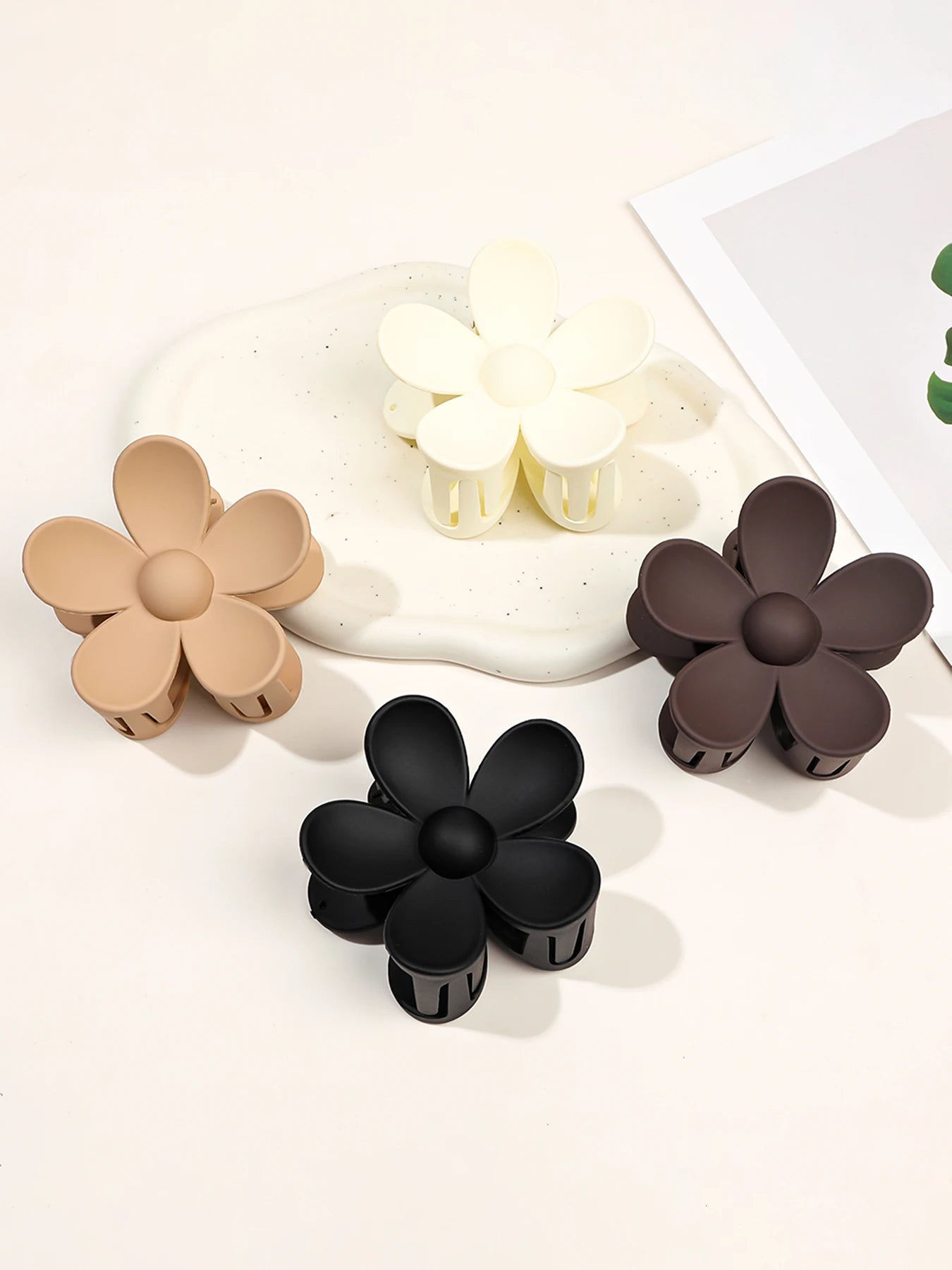 Sweet Flower Scrunchie
